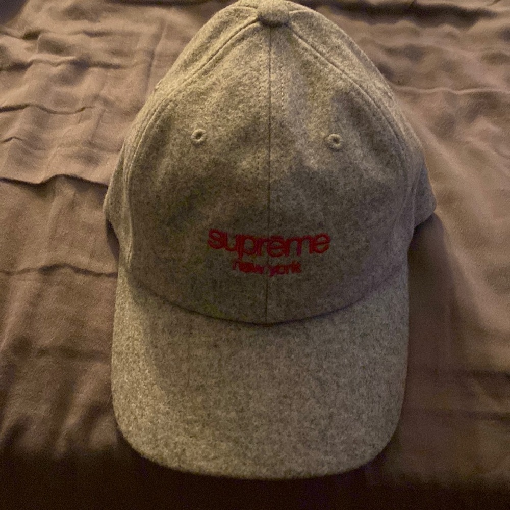 New, supreme cap, never worn